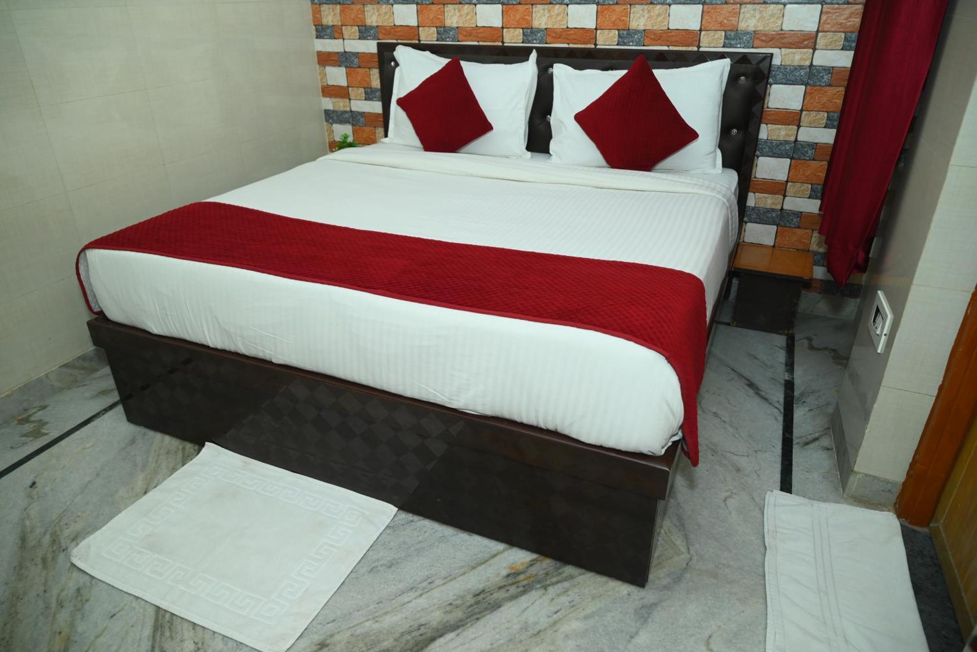 Ravi Br Group 3 Star Jaipur
